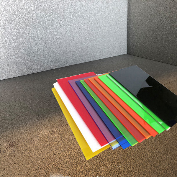 PLEXIGLAS